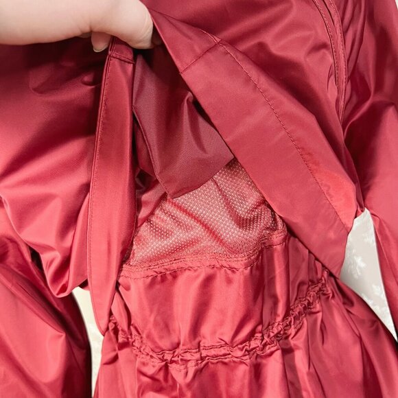 Athleta Escape Jacket in Canyon Red Rain Coat Windbreaker Running Jacket Size XS - Picture 11 of 11